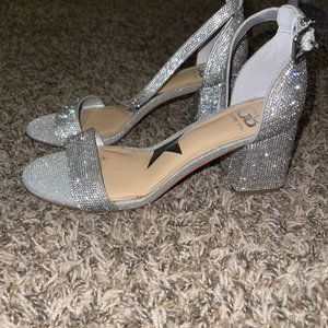 GB Gianni Bini Strappy Dress Sandals Block Heel Clear Silver Jeweled 8.5